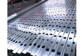 SIMEN METAL GATE AND FENCE USE LASTER MACHINE PRODUCTION