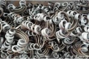 What is the composition of iron in wrought iron?